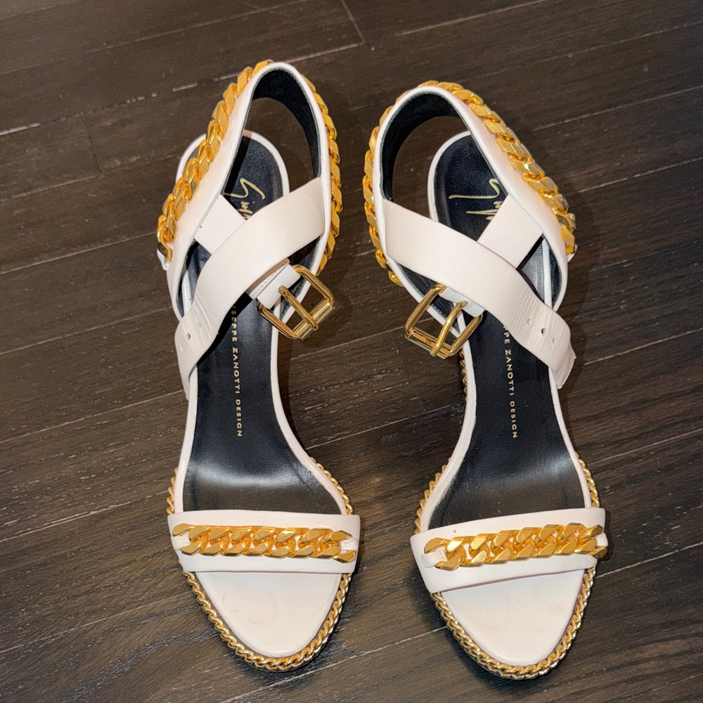 Giuseppe Zanotti White and Gold Chain Heels